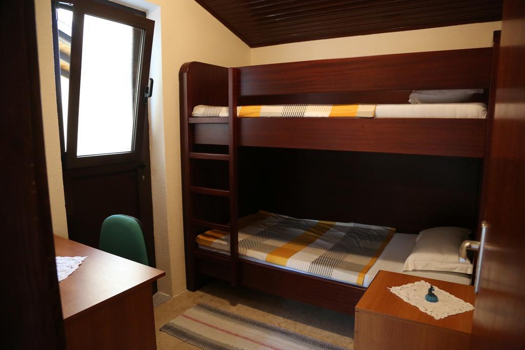 Apartments Max Врсар Екстер'єр фото